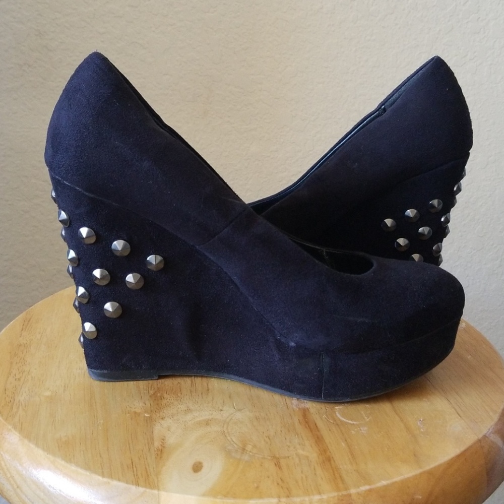 Kardashian Kollection Wedge